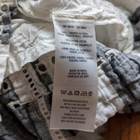 ANTHROPOLOGIE ett:twa striped eyelet romper 2 small - Picture 11 of 16